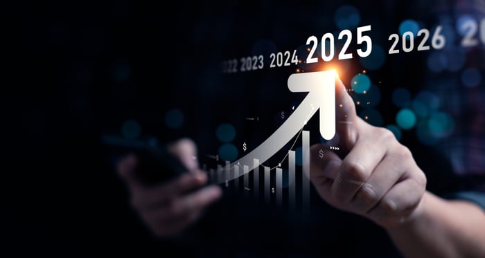 Digital Marketing for Doctors 2025 — upward arrow showing healthcare practice growth through modern marketing strategies.