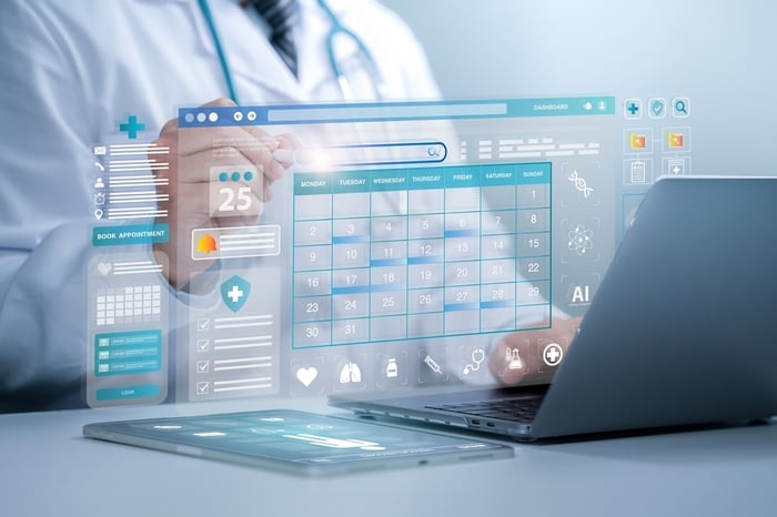 shutterstock_2621453975